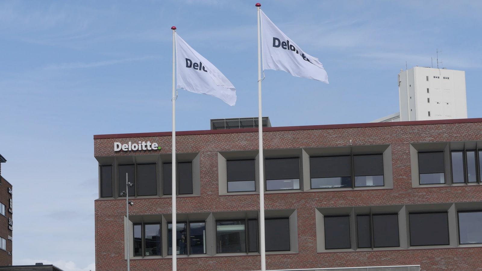 Facaden af Deloittes bygning i Esbjerg